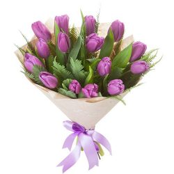 Фото товара 15 фиолетовых тюльпанов с декором в Киеве