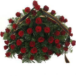 Фото товара 70 червоних троянд у кошику в Киеве
