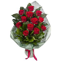 Фото товара 12 красных роз в Киеве
