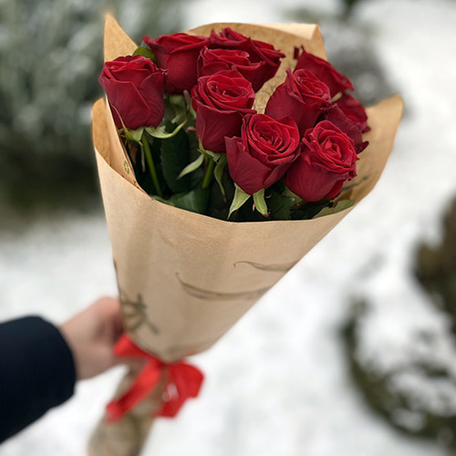 цветы и подарки к новому году в категории Розы | «Киев Роза»