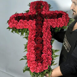 Фото товара Икебана "Алый крест" в Киеве